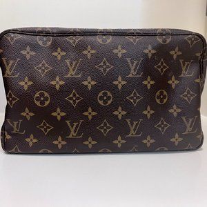 LOUIS VUITTON Monogram Trousse Toilette 28 Clutch Bag | Unisex